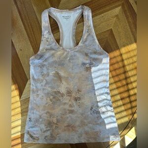 Athleta Beige Gold Metallic Lace-Print Racerback Tank